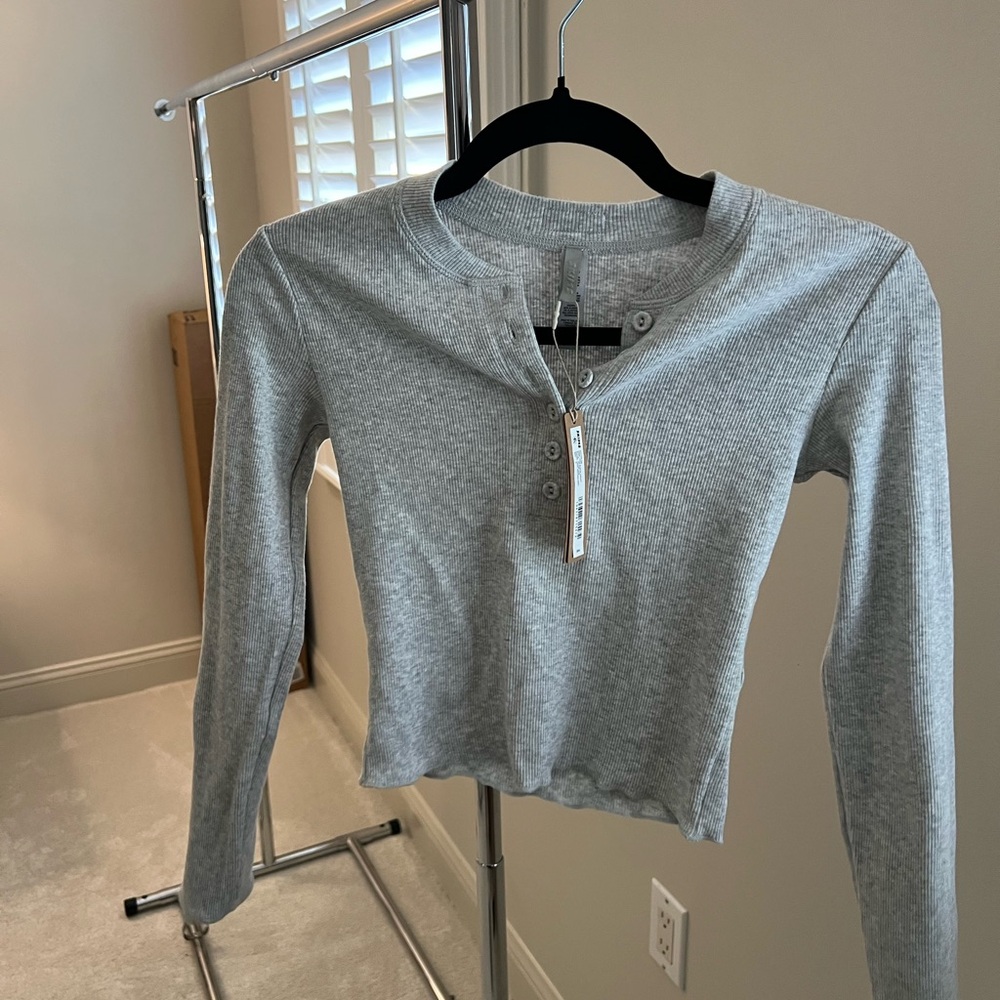 SKIMS Gray Long Sleeve Henley Top